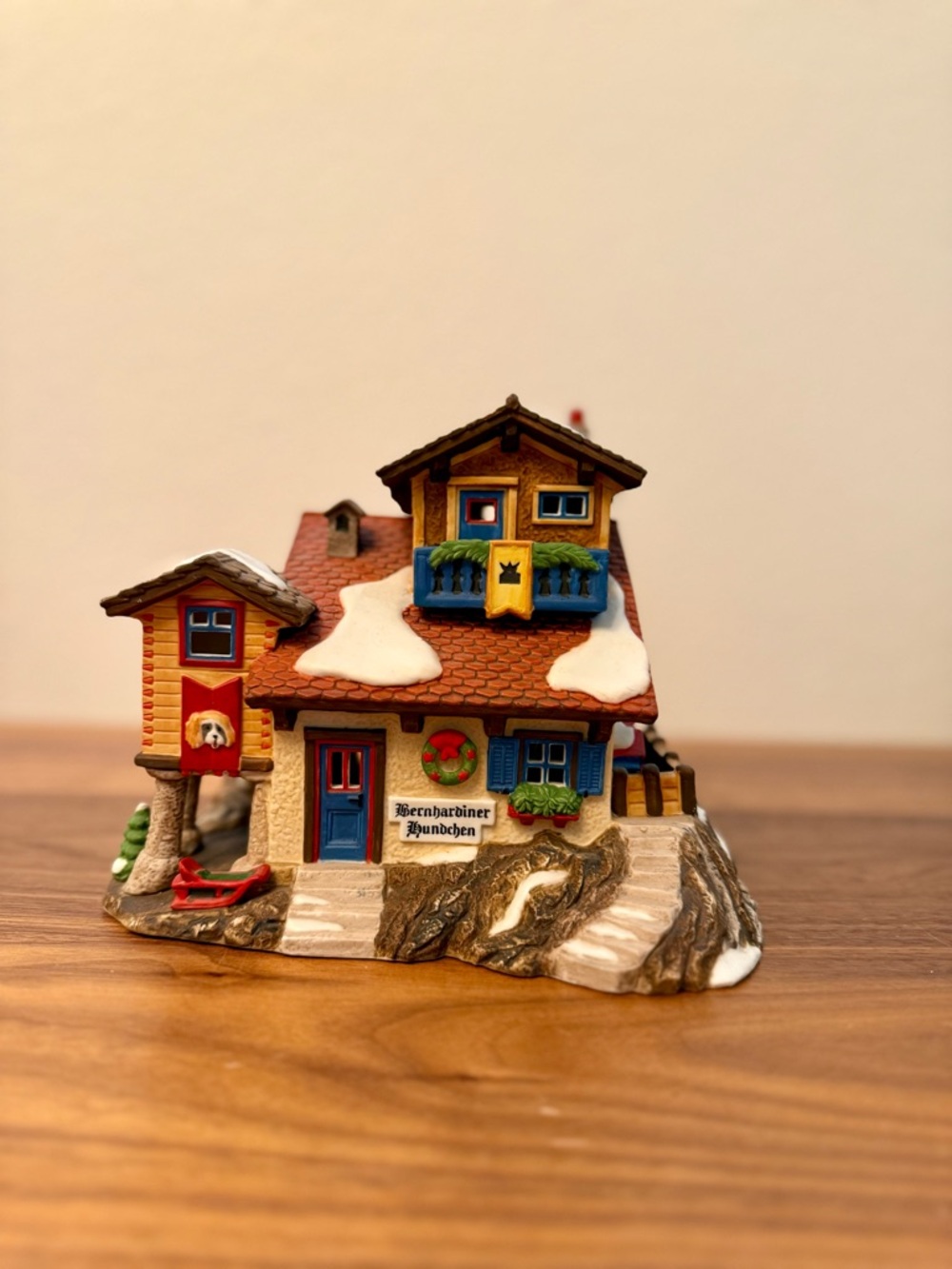 Alpine Village “Bernhardiner Hundchen” 1997